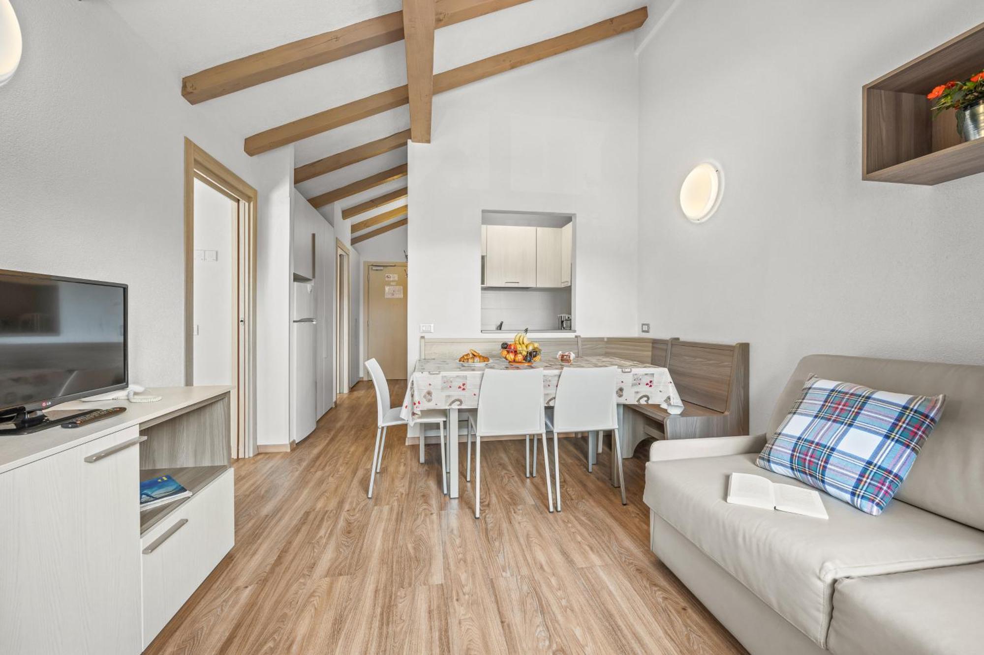 Aparthotel Des Alpes Cavalese Dış mekan fotoğraf