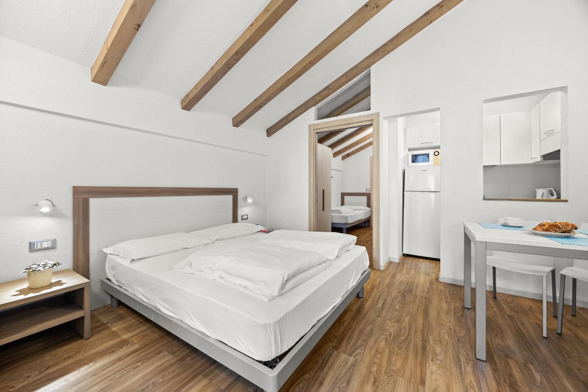 Aparthotel Des Alpes Cavalese Dış mekan fotoğraf
