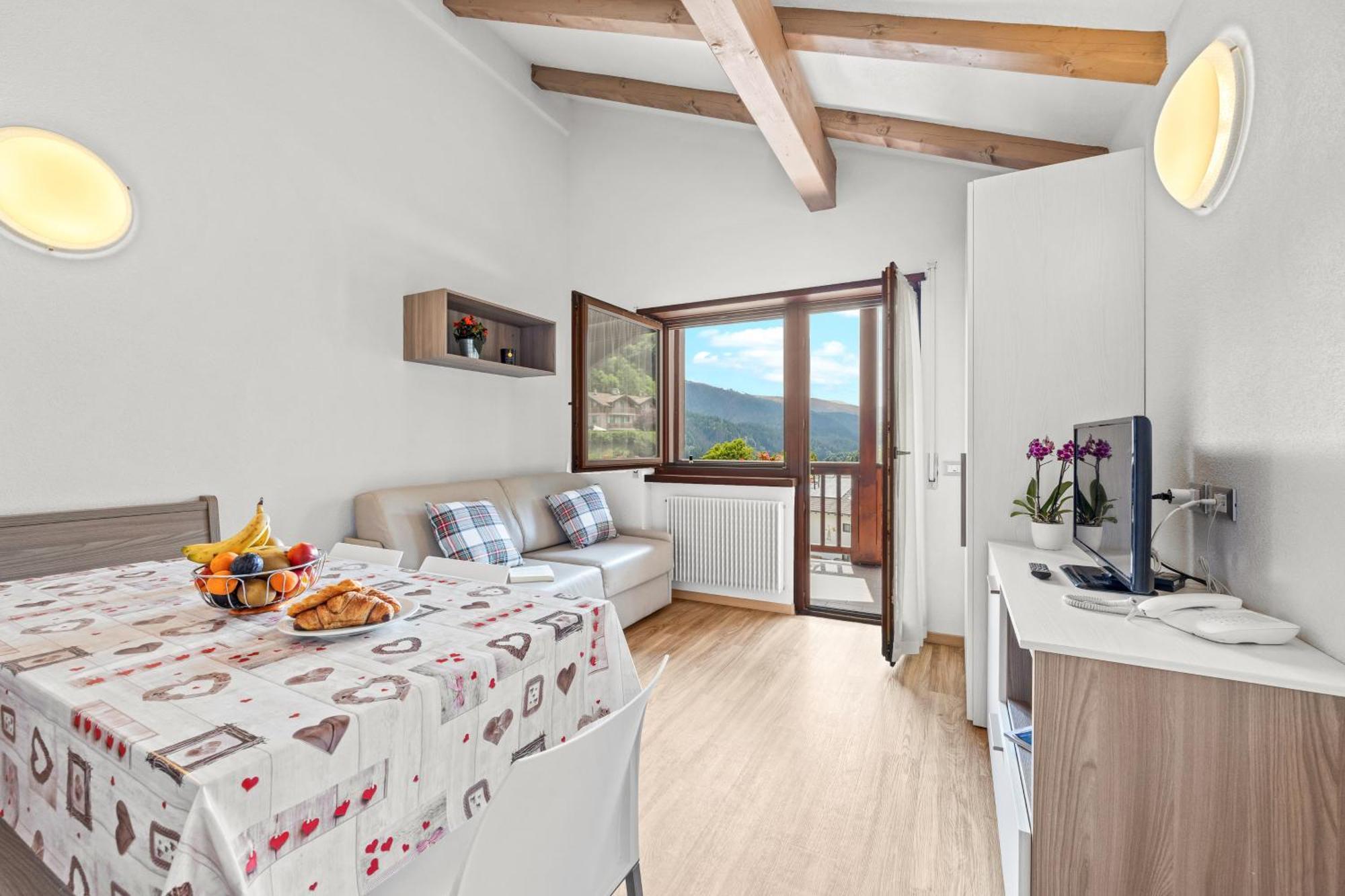 Aparthotel Des Alpes Cavalese Dış mekan fotoğraf