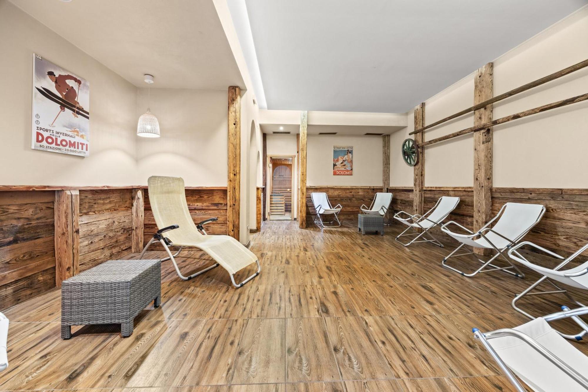 Aparthotel Des Alpes Cavalese Dış mekan fotoğraf