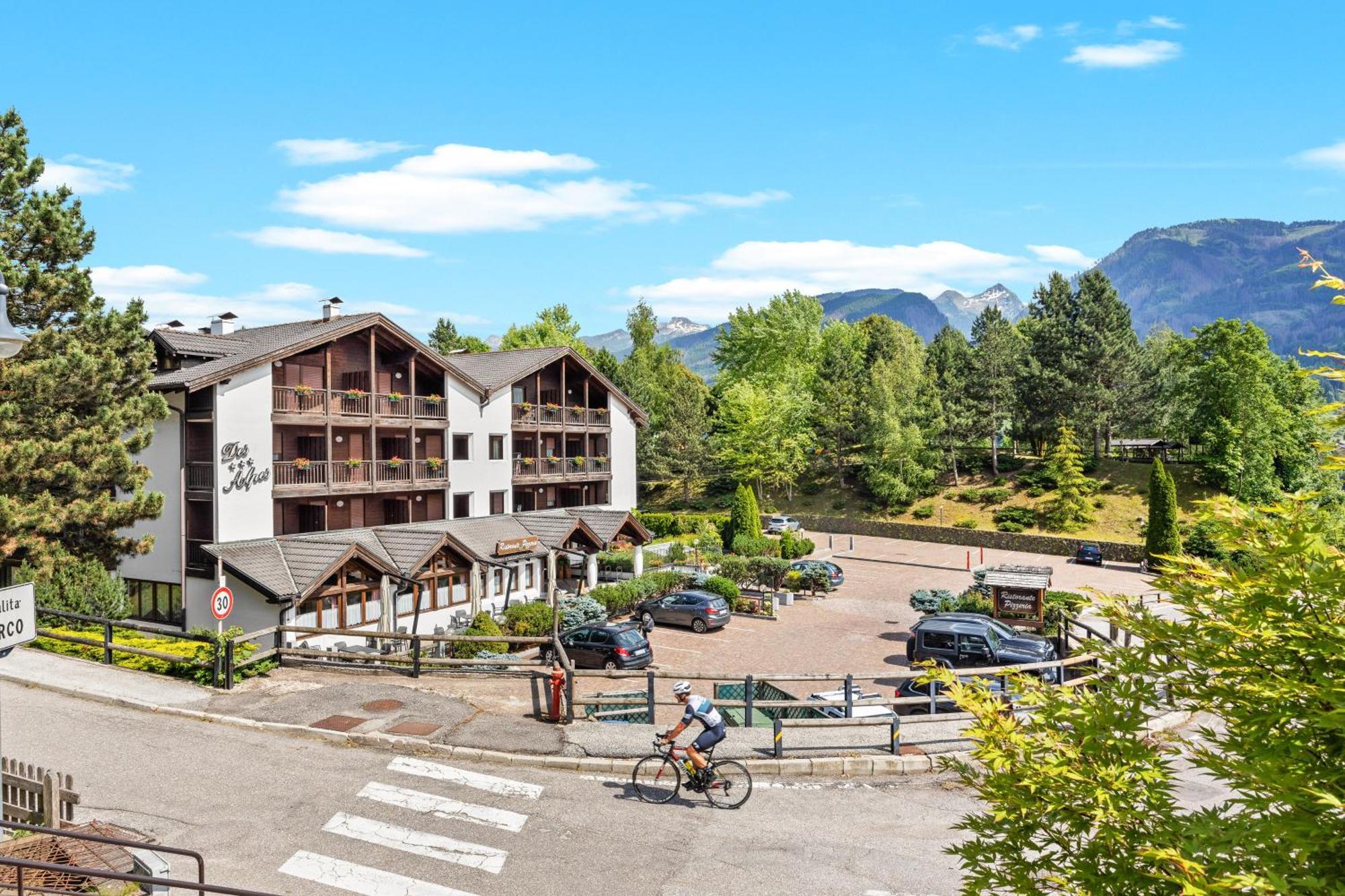Aparthotel Des Alpes Cavalese Dış mekan fotoğraf
