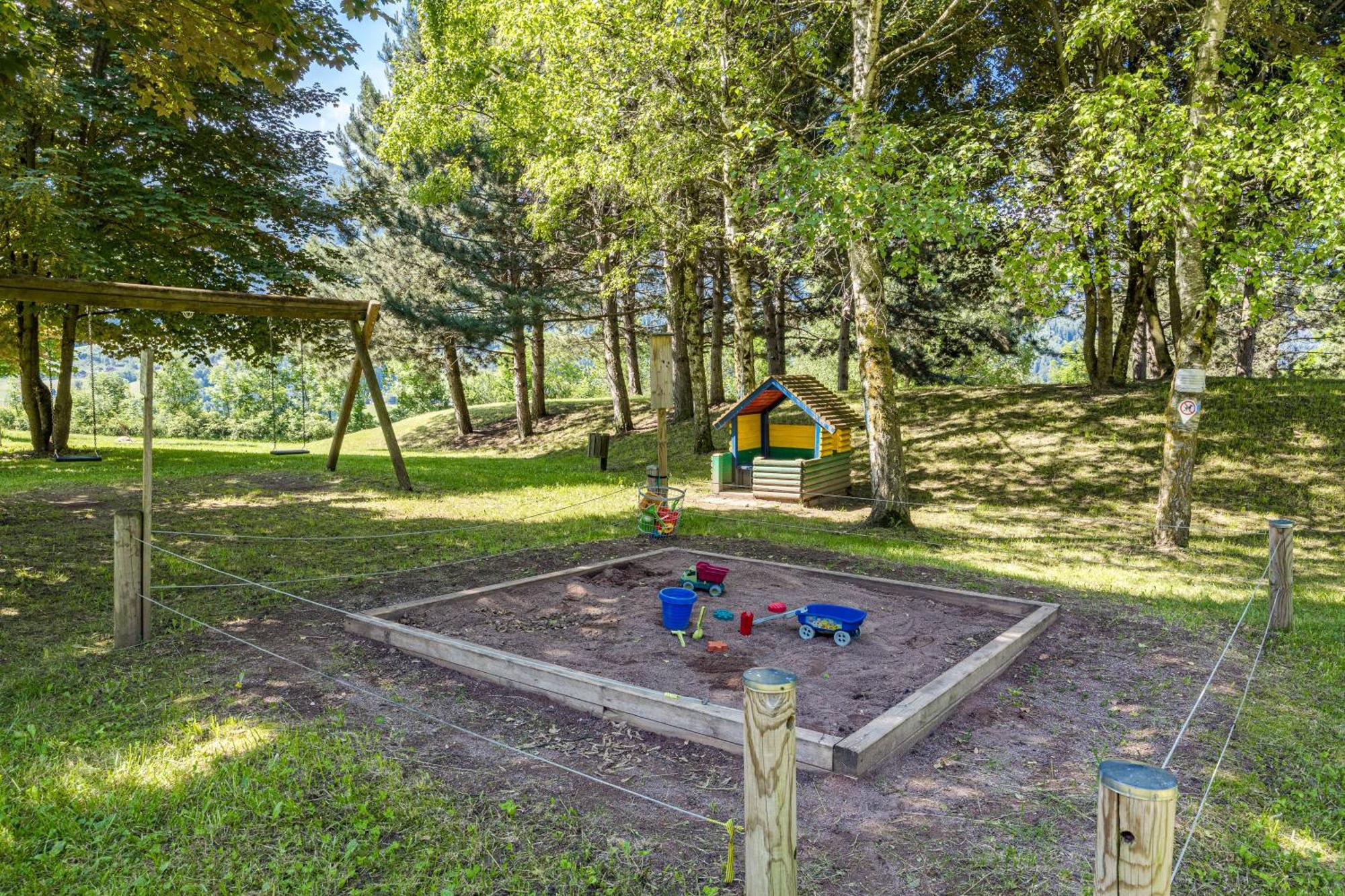 Aparthotel Des Alpes Cavalese Dış mekan fotoğraf